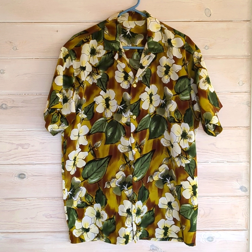 Men's Handmade Hawaiian Shirt Button Up Silky Floral Print Unisex Tropical Retro